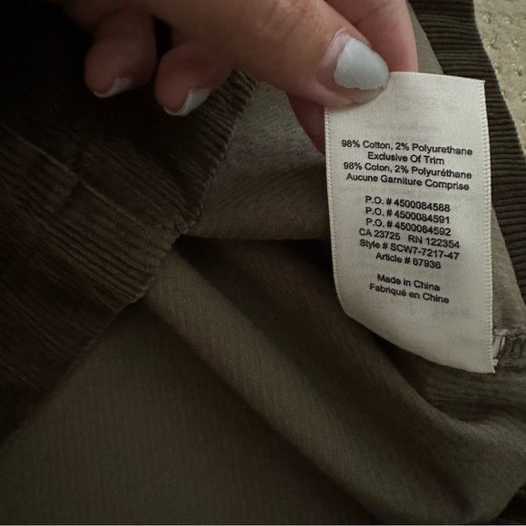 Wilfred Free Green Corduroy Mini Kiser with Pockets Size 2 - Picture 6 of 10